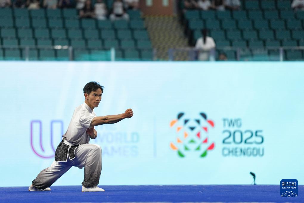 会男子长拳, 新华社记者, 会男子长拳