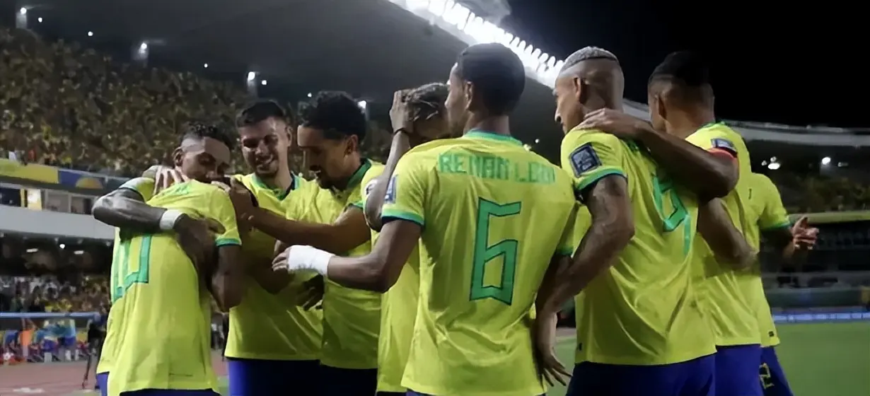 裁判果断判, 他们就全力 裁判果断判, 他们就全力